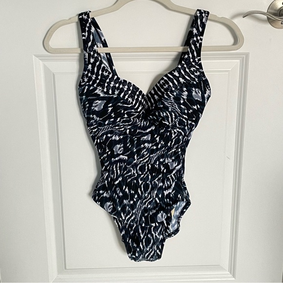 New! Miraclesuit Palatium Escape Tummy Control One Piece Swimsuit 35089 - Picture 2 of 13